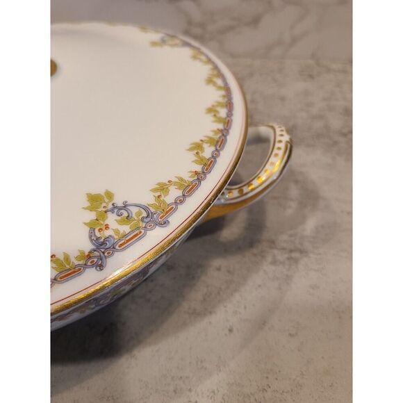 Haviland Round Covered Vegetable - Red Berries/Green Gold Scrolls Schleiger 290 - Picture 13 of 14